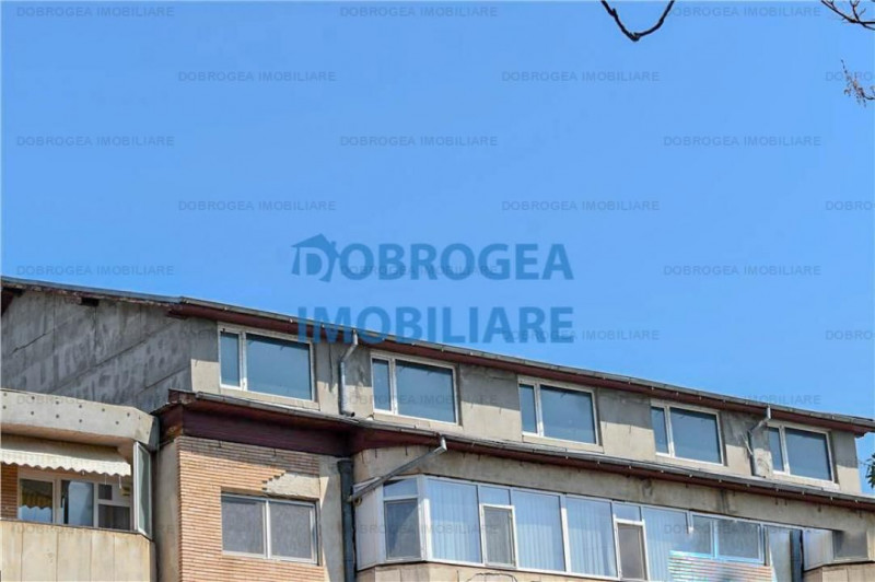 Palatul Copiilor, apartament 2 camere + mansarda 200 mp, renovat