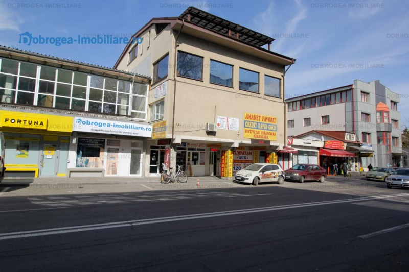 Teren intravilan, zona 9 Mai, 1000 mp, 30 ml deschidere, toate utilitatile