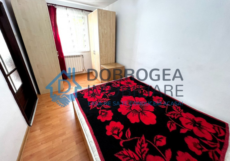 3 camere, et 2, Moisil, mobilat si utilat